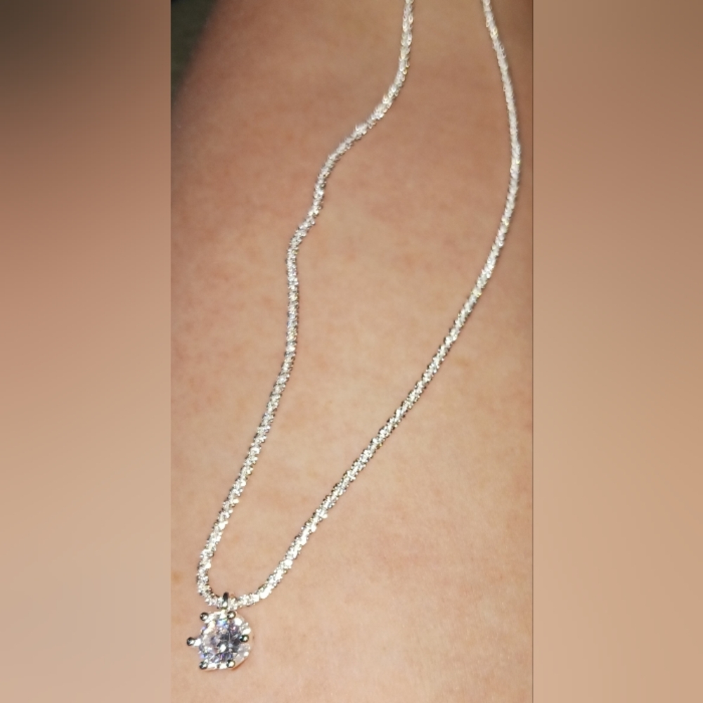 1 Carat Moissanite Pendant On A 925 Sterling Silver Glitter Chain NIB